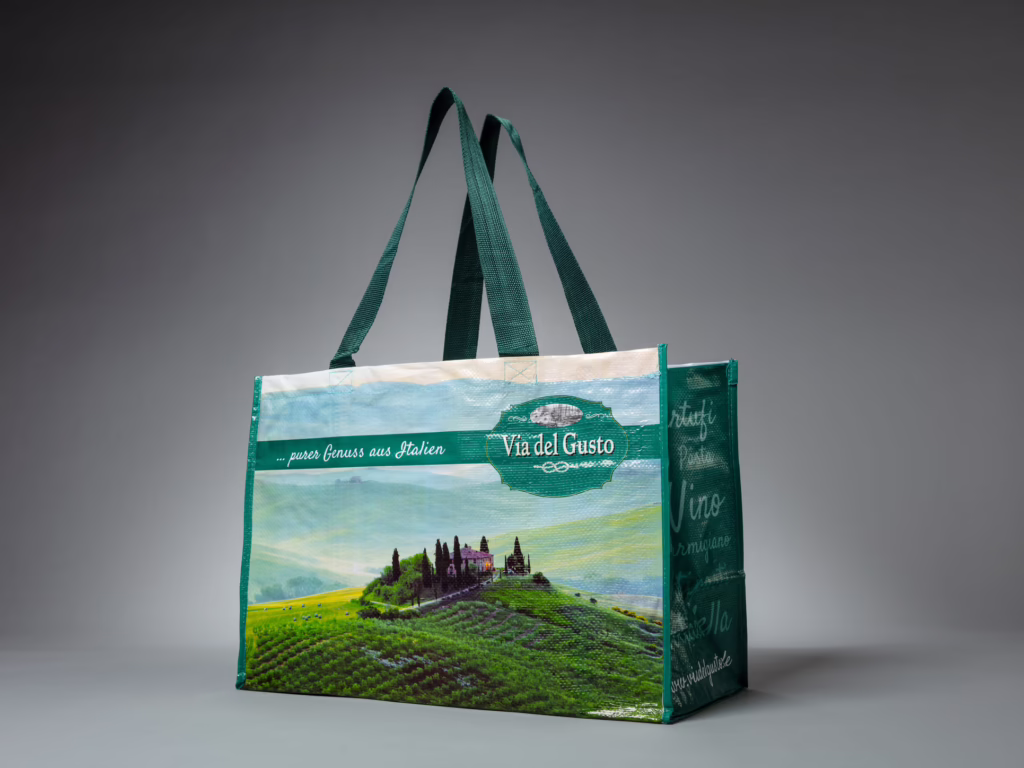 Borsa in tessuto R-PET laminato con stampa fotografica per Via del Gusto – stampata da Paolo Sandro